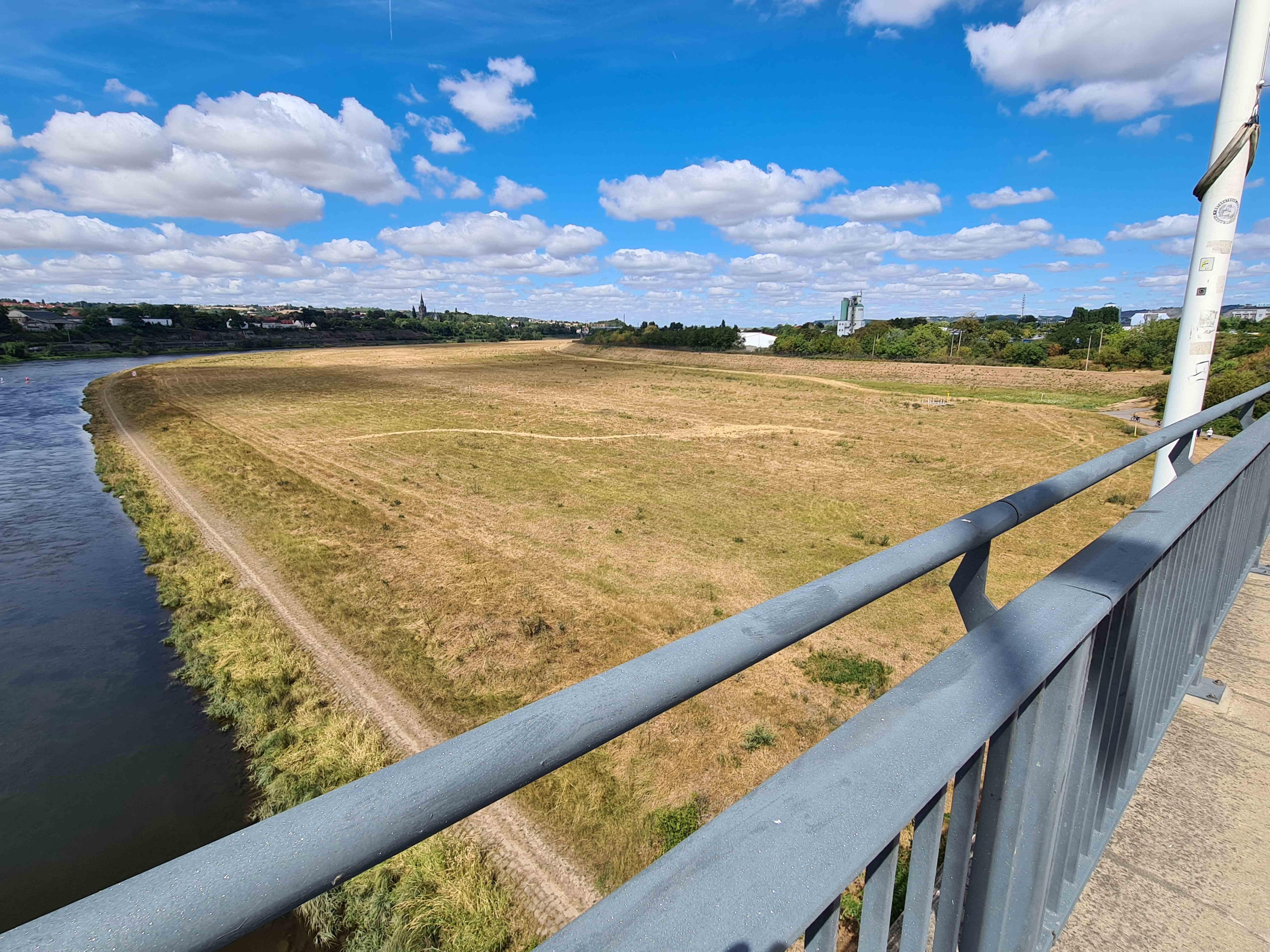Blick auf die Fläche ehemalige Luftschiffhalle